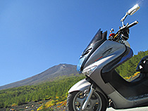 秋空と富士山