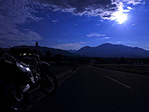 スーパームーンの夜に