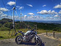 青雲と風車