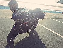 海と夕陽とR25