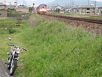 ローカル線と愛車