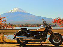富士山と紅葉とバイク
