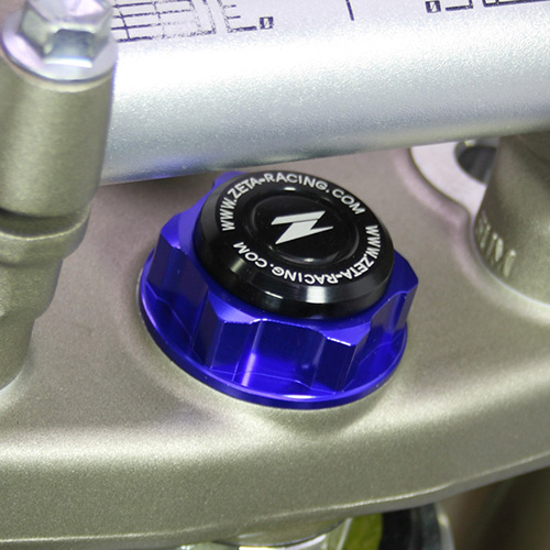 ZE58-4131 ステムキャップ