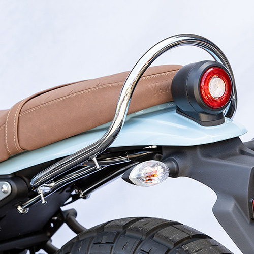 タンデムグリップ メッキ XSR125