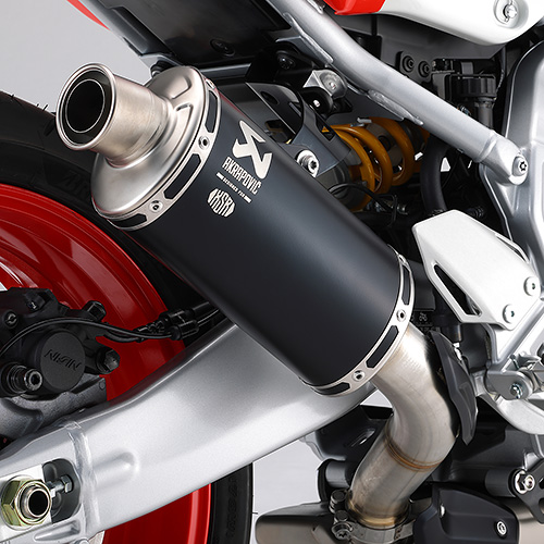 アクラポビッチフルエキゾーストマフラー XSR900GP