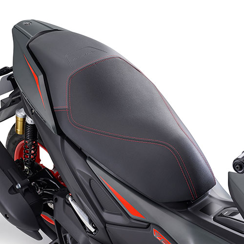 ローダウンシート レッドステッチ AEROX