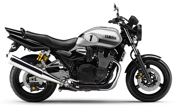 XJR1300 - バイク用品・バイクパーツ | ヤマハ発動機グループ ワイズギア